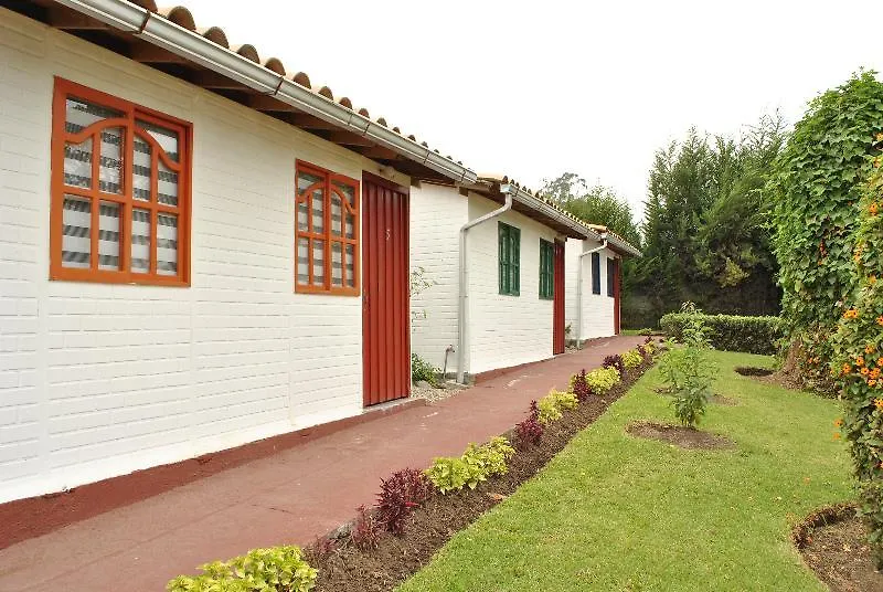 Hosteria Rosa Blanca Puembo