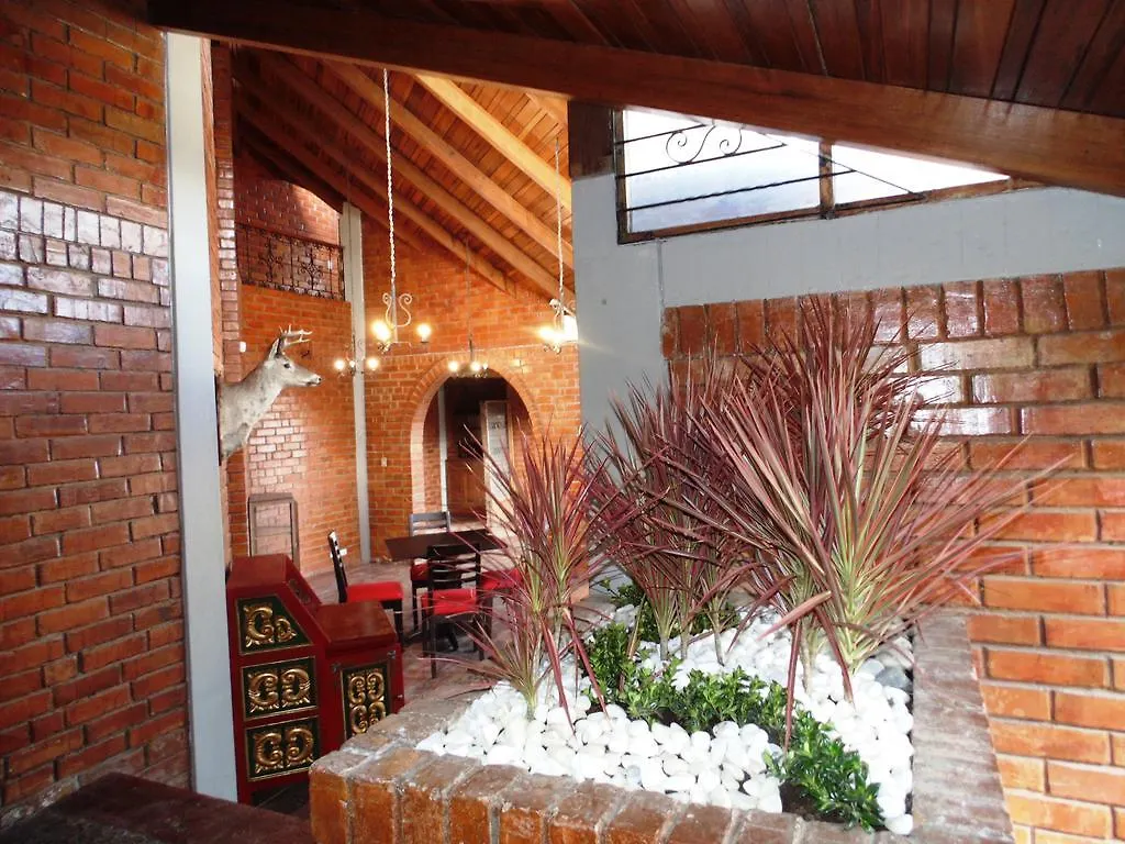 Hosteria Rosa Blanca Puembo Hotel